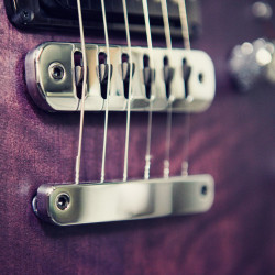 Saddle for 211 vibrato chrome                          